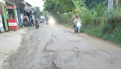 Jalan Tajurhalang